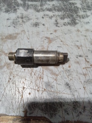 Unknown Spindle / Live Tool — No Visible Make or Part Number (Marking: ‘NTO’)