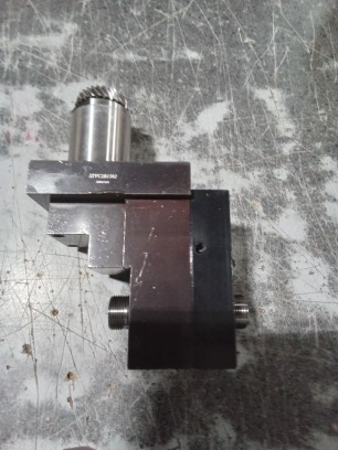Unknown Right‑Angle Live Tool Spindle — No Visible Make or Part Number (Ekstrom Carlson Repair Only)